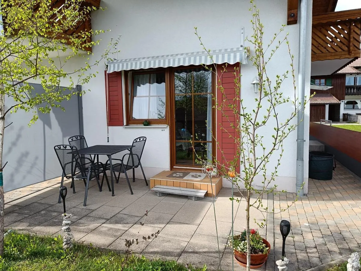 Ferienwohnung Familie Stahl Seeg Lägenhet